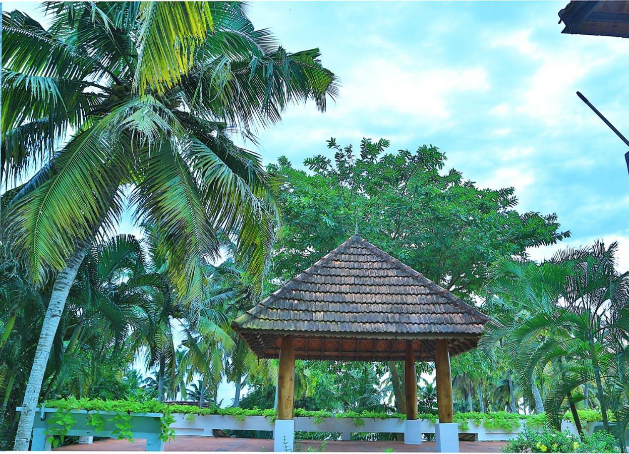 Estuary Sarovar Premiere Poovar Island Exteriér fotografie
