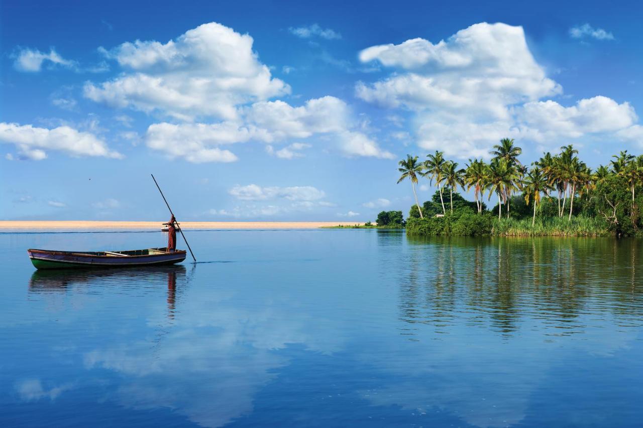 Estuary Sarovar Premiere Poovar Island Exteriér fotografie